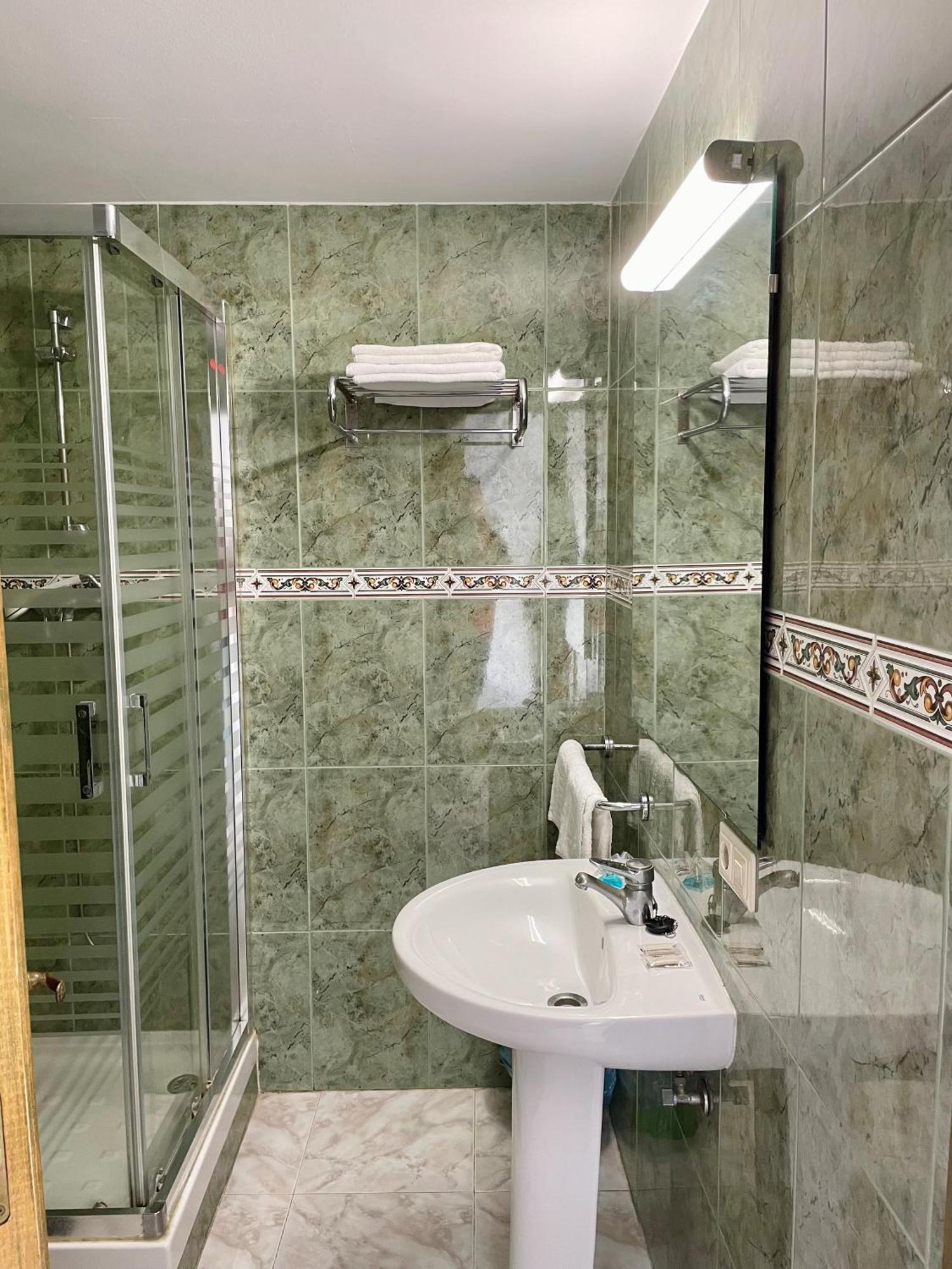 Apartamentos Balcon De มาโร ภายนอก รูปภาพ